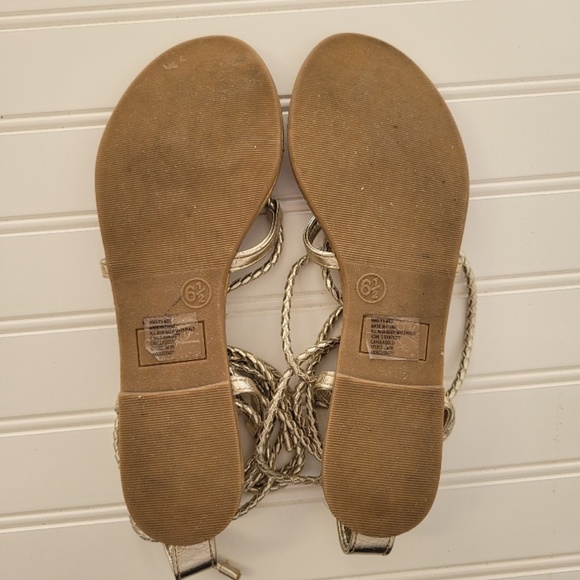 CANDIE'S Gold/Silver Gladiator Sandals - Picture 6 of 8